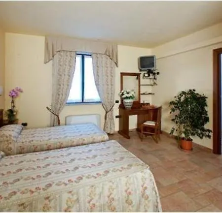 Ristorante Trattoria Del Castello Hotel 3*